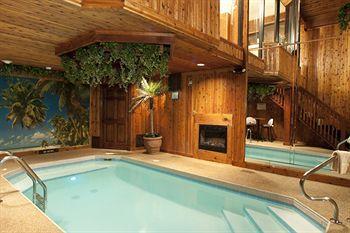 Sybaris Pool Suites Downers Grove - Adults Only Exterior photo